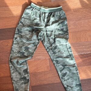 Fabletics Green Camouflage Men's Joggers
